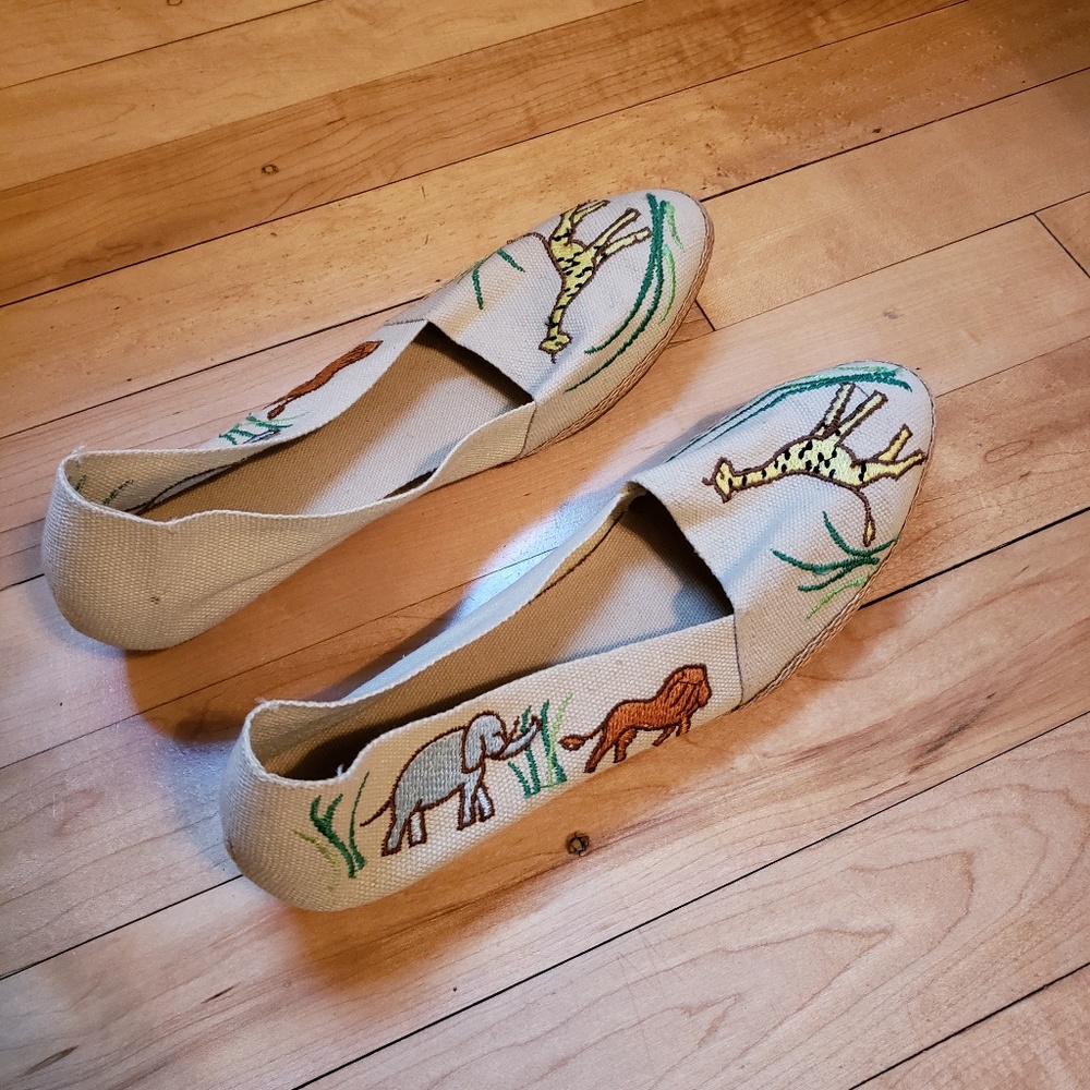 Vintage embroidered shoes safari animals